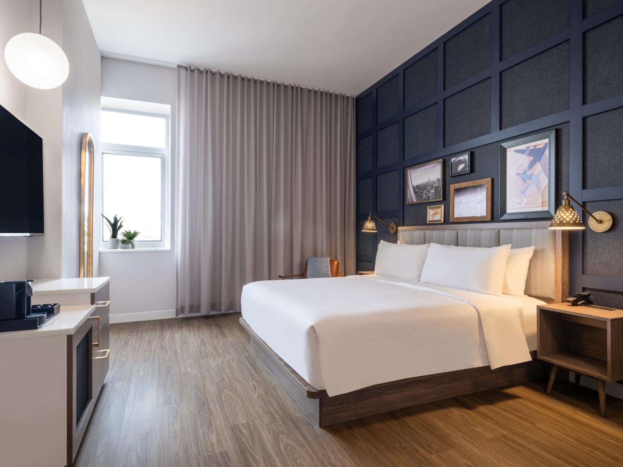 Voco Fiorello - Laguardia East By Ihg Нью-Йорк Экстерьер фото
