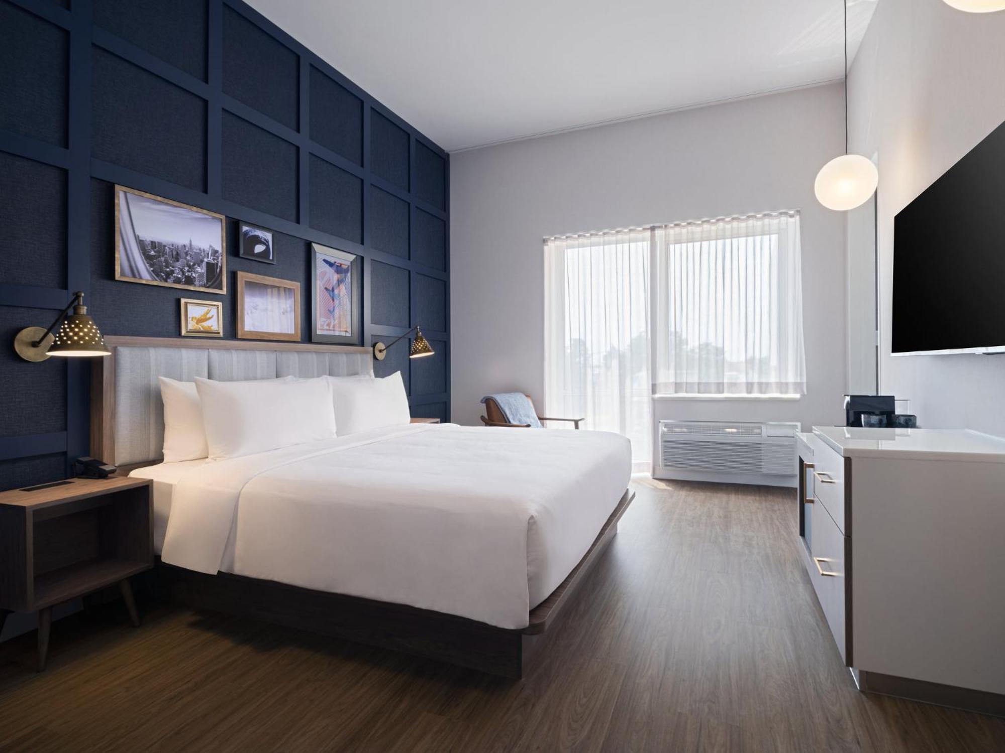 Voco Fiorello - Laguardia East By Ihg Нью-Йорк Экстерьер фото